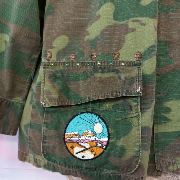 SOLD @MARKET Vintage Army Camo custom trippy hippie Rage patch jacket! - Picture 4 of 8